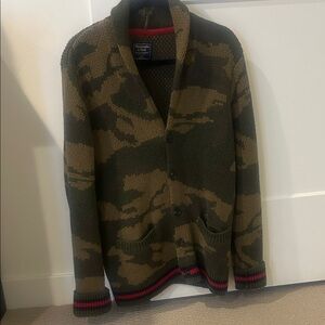 Abercrombie & Fitch Camouflage Cardigan Sweater
